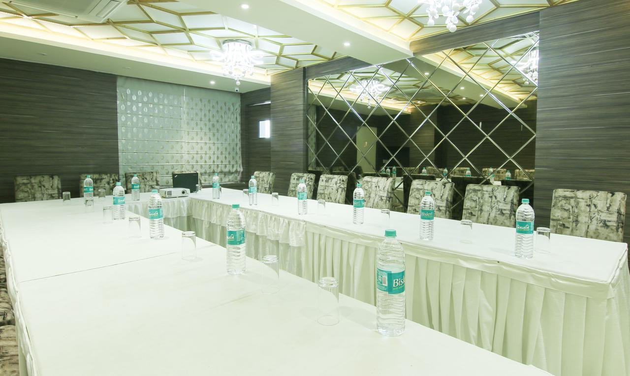 Hotel Treebo Hoops, Near Kolkata Airport Exterior foto